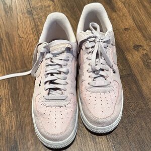 Nike Air Force 1 Leather Pink Lace-Up Sneakers. Ladies size 10